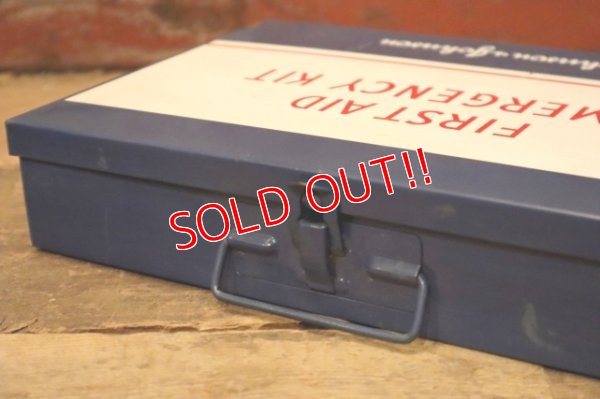 画像4: dp-231201-04 Johnson & Johnson / 1960's-1970's FIRST AID EMERGENCY KIT BOX