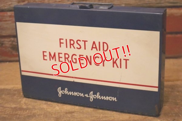画像1: dp-231201-04 Johnson & Johnson / 1960's-1970's FIRST AID EMERGENCY KIT BOX