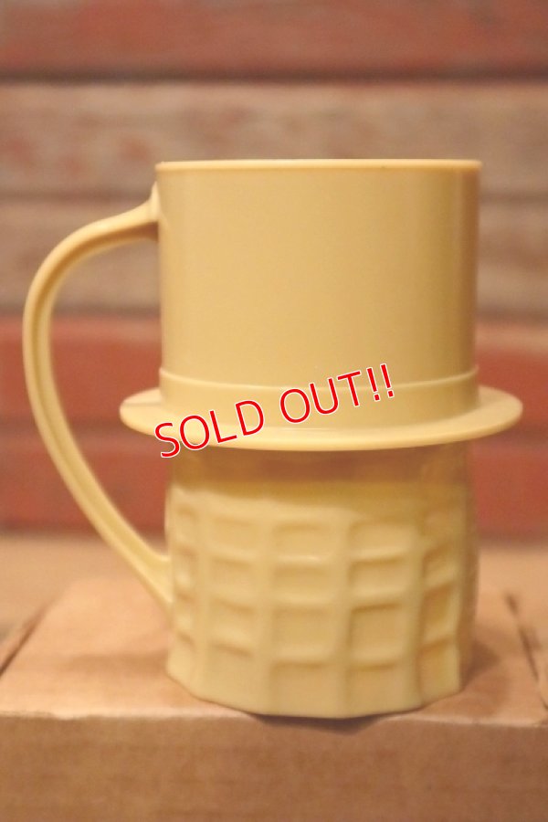 画像5: ct-231211-08 PLANTERS / MR.PEANUT 1950's Plastic Mug (Light Brown)
