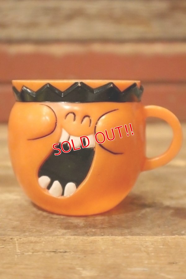 画像1: ct-231206-24 Pillsbury / 1970's Funny Face Plastic Mug "Jolly Olly Orange"