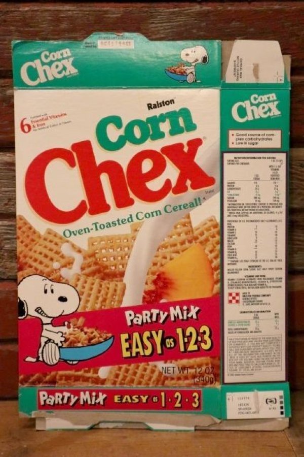 画像1: ct-231101-21 PEANUTS / Chex 1990's Cereal Box (J)