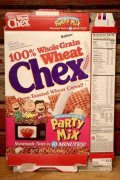 ct-231101-21 PEANUTS / Chex 1990's Cereal Box (E)