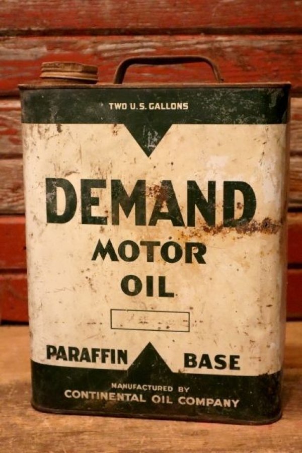 画像1: dp-231012-77 DEMAND MOTOR OIL /\ TWO U.S.GALLONS CAN