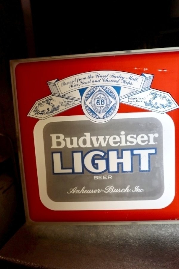 画像2: dp-230901-148 Budweiser LIGHT / 1979 Lighted Sign