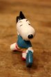 画像2: ct-231101-45 Snoopy / Schleich PVC Figure "Roller Skates" (2)