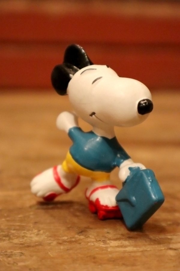 画像1: ct-231101-45 Snoopy / Schleich PVC Figure "Roller Skates"