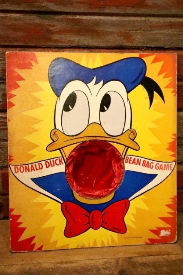 画像1: ct-231001-13 Donald Duck / 1950's Bean Bag Game Board