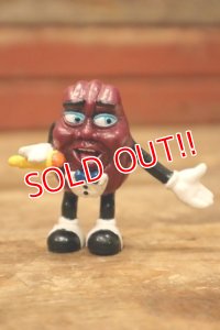 ct-151027-11 The California Raisins / 1988 PVC Figure "Boy with Microphone"
