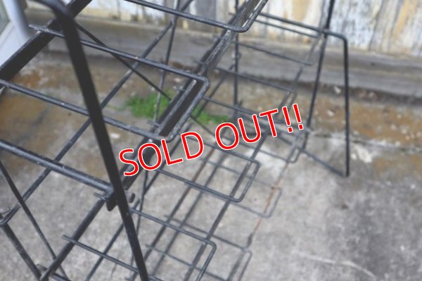 画像9: dp-240101-18 INTERSATTE BATTERIES / 〜1980's Metal Wire Rack