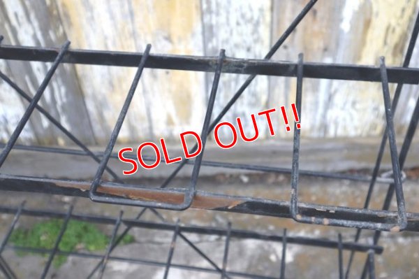 画像5: dp-240101-18 INTERSATTE BATTERIES / 〜1980's Metal Wire Rack