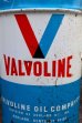 画像2: dp-240101-26 VALVOLINE / 1960's-1970's 120 LBS. 16 U.S. GALLONS OIL CAN (2)