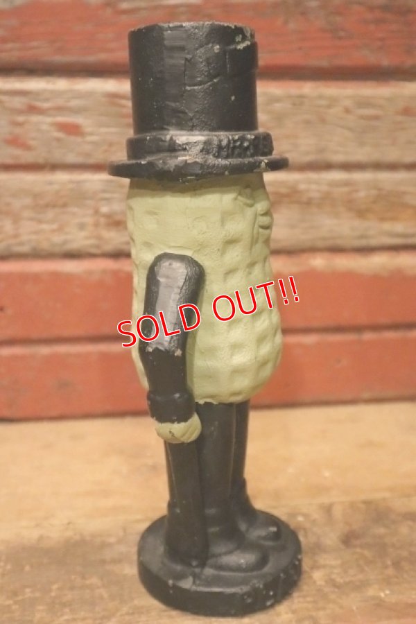 画像4: ct-240214-64 PLANTERS / MR.PEANUT Cast Iron Coin Bank