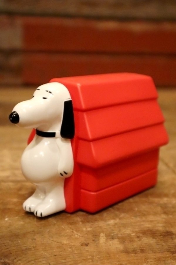 画像2: ct-210701-19 Snoopy and Doghouse / AVON 1970's Non-Tear Shampoo Bottle (Box)