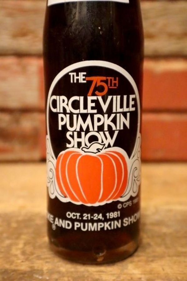 画像2: dp-240207-11 THE 75th CIRCLEVILLE PUMPKIN SHOW / 1981 Coca Cola Bottle