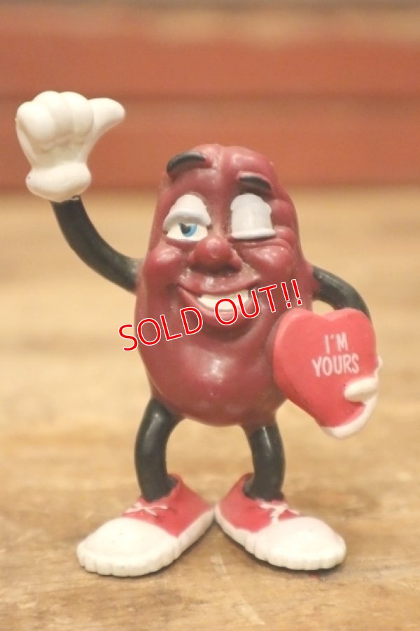 画像1: ct-240214-27 The California Raisins / 1988 PVC Figure "Valentine Man"