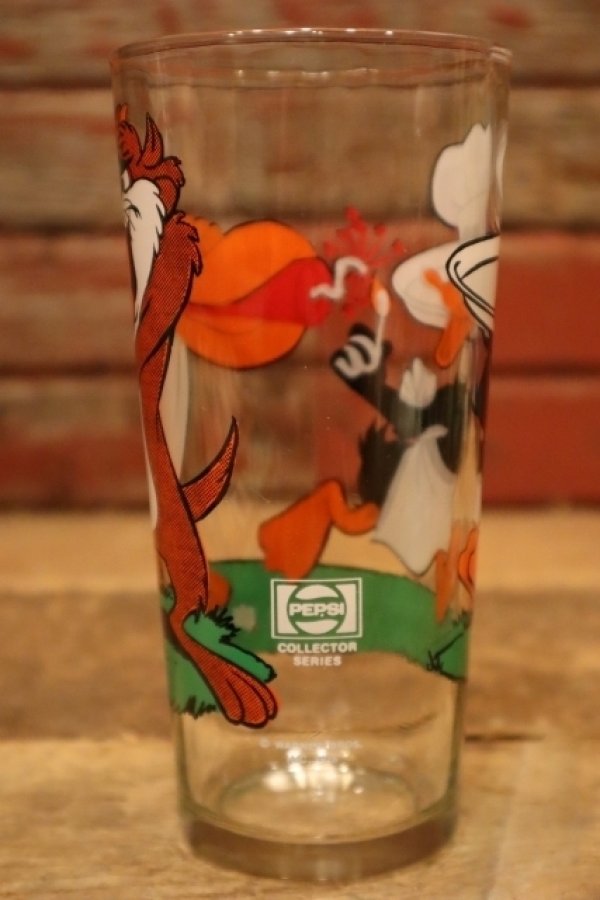 画像5: gs-240301-06 Daffy Duck & Tasmanian Devil / PEPSI 1976 Collector Series Glass