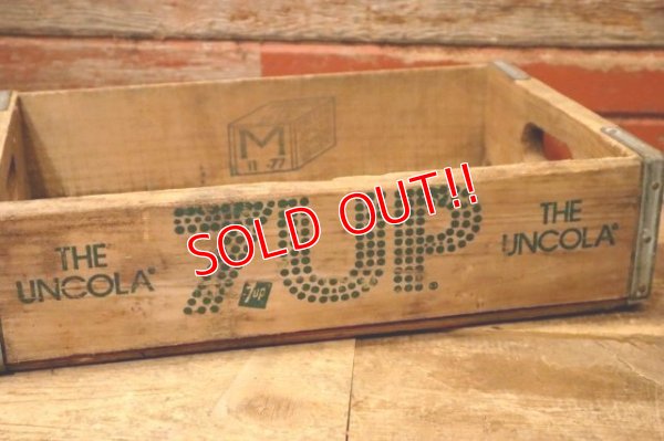画像3: dp-240321-09 7up / THE UNCOLA 1968-1970 Wood Box