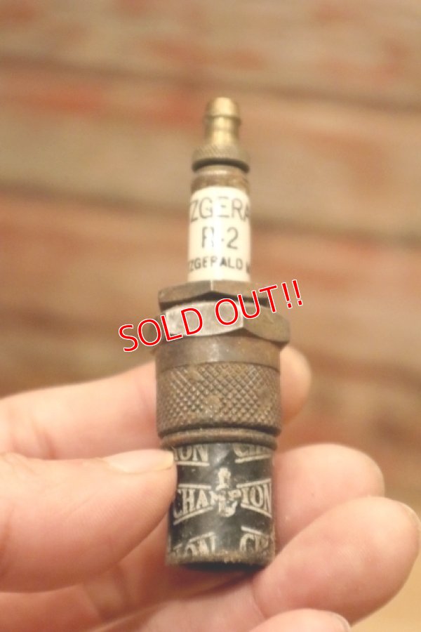 画像11: dp-240207-23 CHAMPION / 1930's-1940's Spark Plugs Set