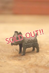 ct-240311-09 Ideal DOG FOOD / 1940's Metal Figure
