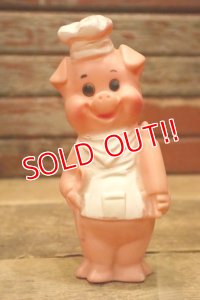 ct-240418-08 DREAMLAND 1962 Chef Pig Squeaky Doll
