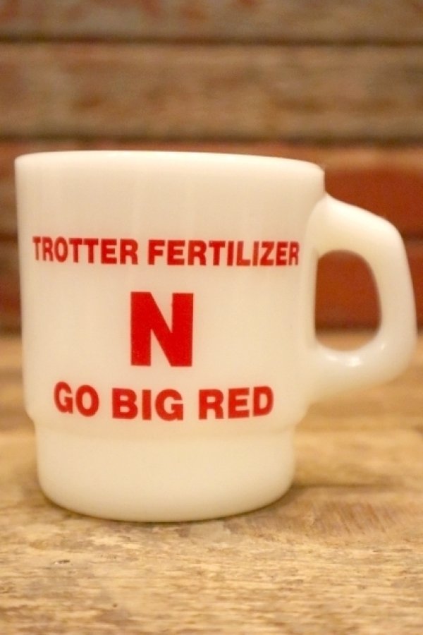 画像1: kt-220301-14 TROTTER FERTILIZE N GO BIG RED / Anchor Hocking 1980's Mug