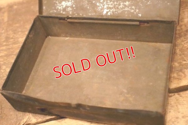 画像8: dp-240508-112 AC Spark Plugs / 1930's Tin Box