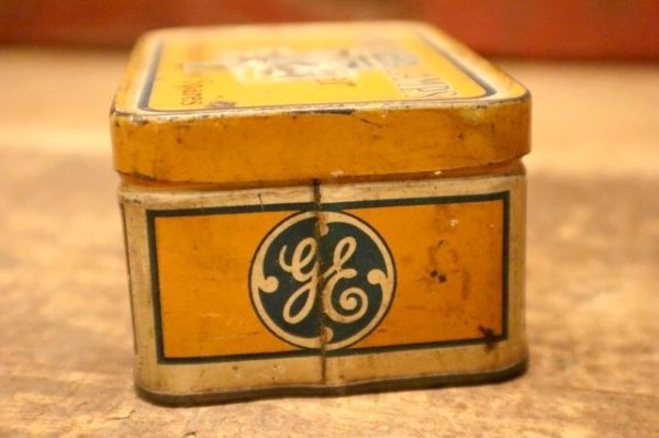 画像4: dp-240508-105 EDISON MAZDA LAMPS (GE) / 1930's The Handy Kit of Spares Tin Box