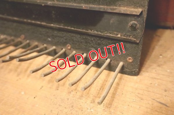 画像7: dp-240508-87 WEATHERHEAD FUEL LINES / 1950's Metal Hook Display