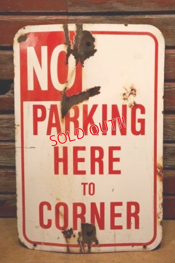 画像1: dp-240508-103 NO PARKING HERE TO CORNER / Enamel Road Sign