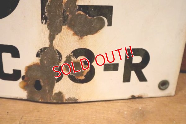画像3: dp-240508-103 UO-NPR NO.1 62 SEC. 33-R / Oil Terminal Enamel Sign