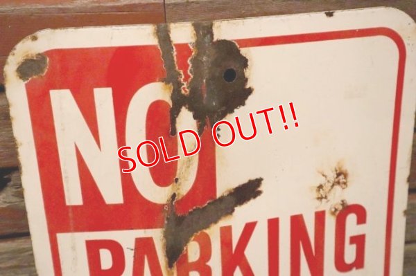 画像2: dp-240508-103 NO PARKING HERE TO CORNER / Enamel Road Sign