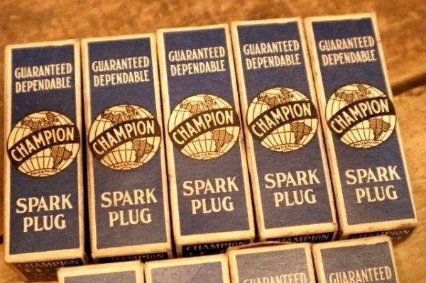 画像4: dp-240508-108 CHAMPION SPARK PLUGS / 1930's-1940's "H-10" Box of 9