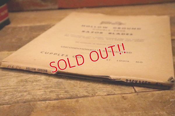 画像12: dp-240508-07 HOLLOW GROUND 1940's RAZOR BLADE DISPLAY