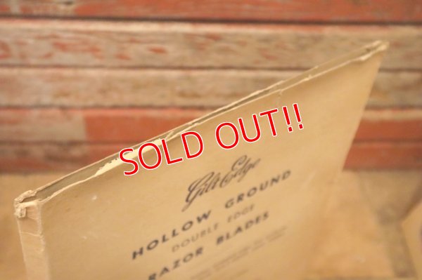 画像13: dp-240508-07 HOLLOW GROUND 1940's RAZOR BLADE DISPLAY