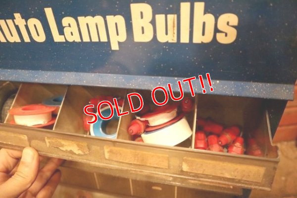 画像7: dp-240101-21 【SALE】EVEREADY Auto Lamp Bulbs Metal Cabinet