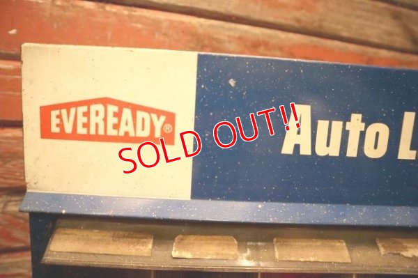 画像2: dp-240101-21 【SALE】EVEREADY Auto Lamp Bulbs Metal Cabinet