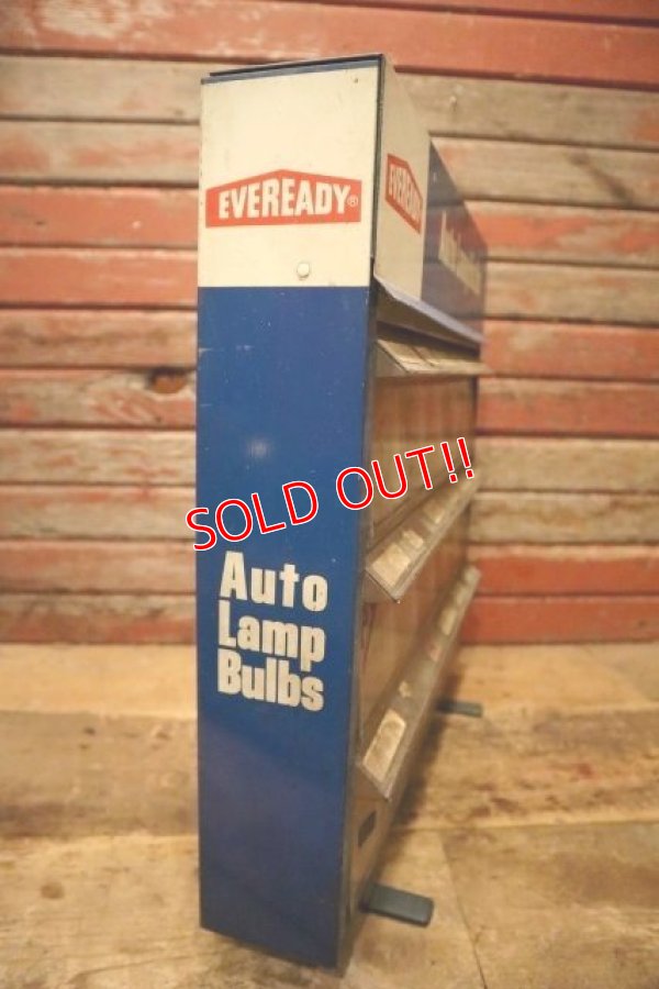 画像12: dp-240101-21 【SALE】EVEREADY Auto Lamp Bulbs Metal Cabinet