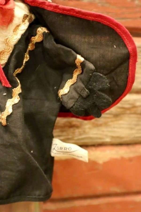 画像4: ct-240418-62 Walt Disney's The Mask of Zorro / GUND 1950's Hand Puppet