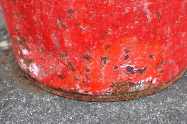 画像9: dp-240508-33 Mobil / 1960's 120 POUNDS 16 GALLONS Oil Can