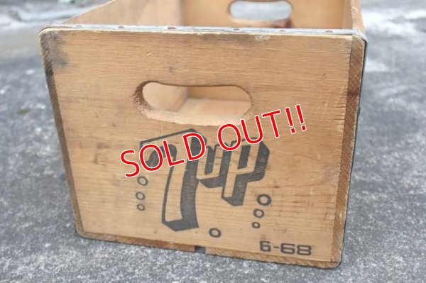 画像7: dp-240604-10 SEVEN UP 7up / 1960's Wood Box