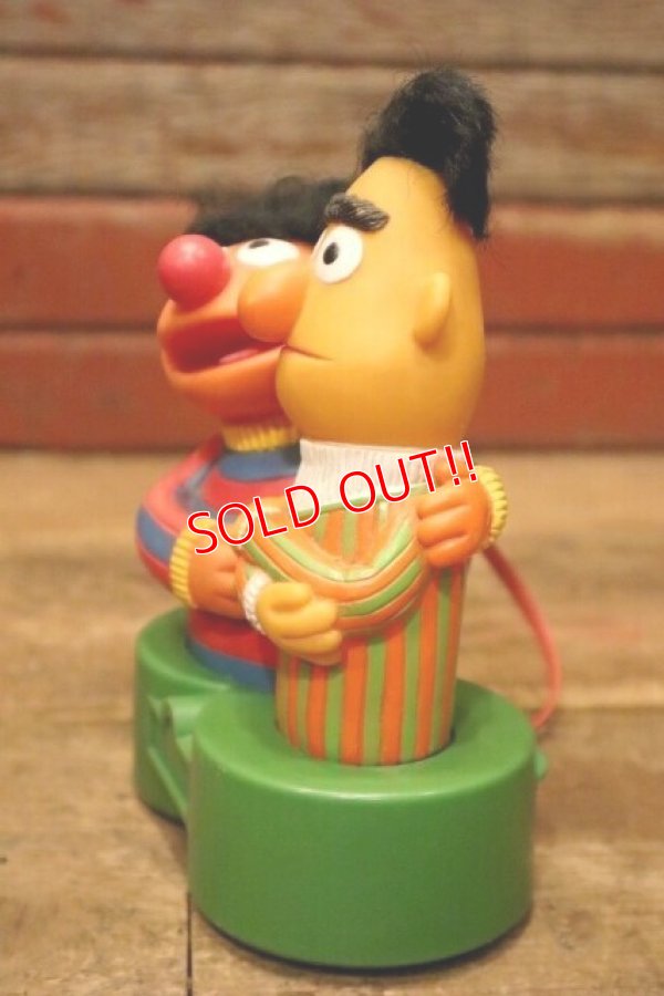 画像5: ct-240214-09 SESAME STREET / Ernie & Bert 1976 AM Radio