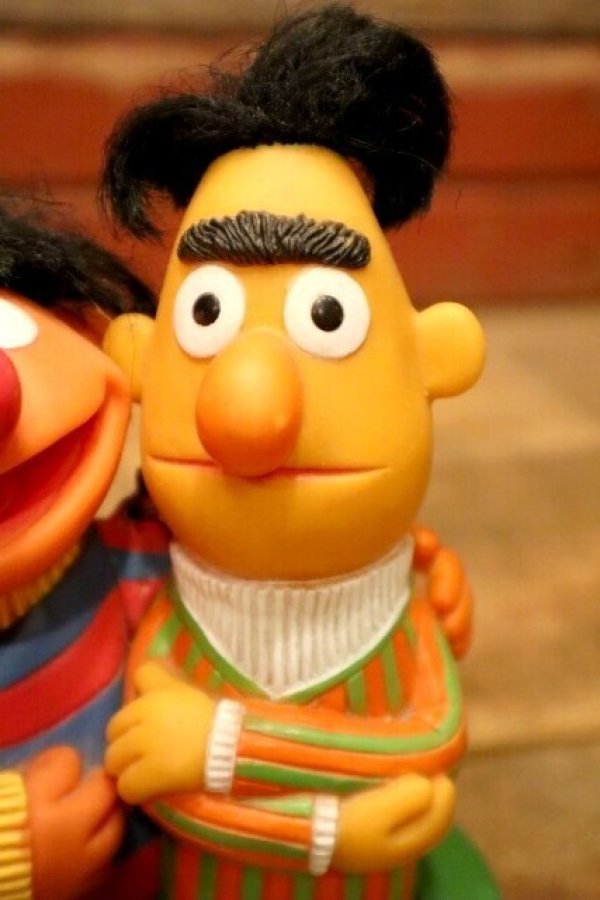 画像3: ct-240214-09 SESAME STREET / Ernie & Bert 1976 AM Radio