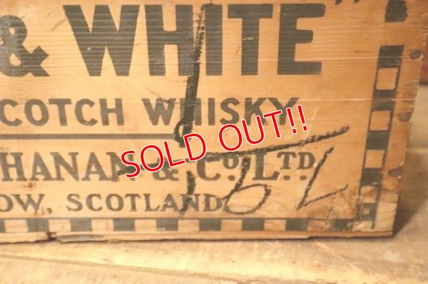 画像5: dp-240604-04 BLACK & WHITE SCOTCH WHISKY / Vintage Wood Box