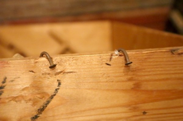 画像12: dp-240604-04 BLACK & WHITE SCOTCH WHISKY / Vintage Wood Box