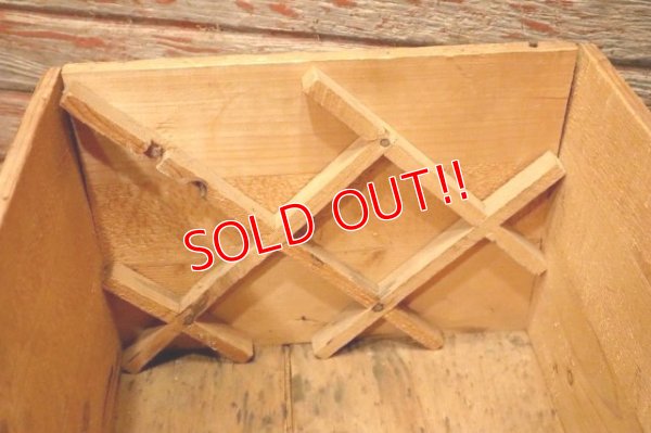 画像9: dp-240604-04 BLACK & WHITE SCOTCH WHISKY / Vintage Wood Box