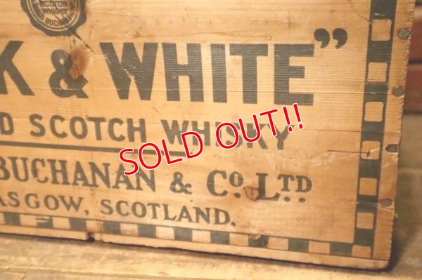 画像3: dp-240604-04 BLACK & WHITE SCOTCH WHISKY / Vintage Wood Box