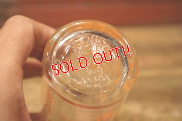 画像9: gs-240605-09 The Flintstones / Welch's 1960's Glass "FRED BUILDS A DOLL CAVE"