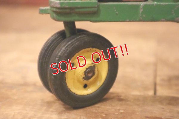 画像7: dp-240623-01 ERTL / 1960's JOHN DEER Die-Cast Metal Tractor 1/16 Scale
