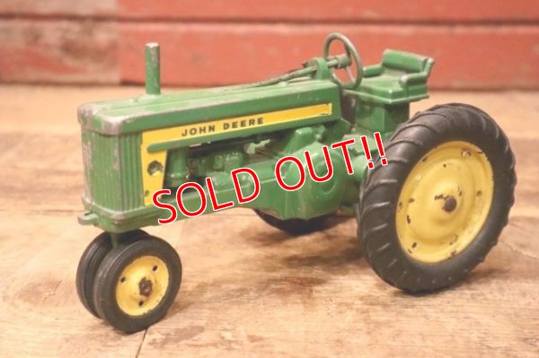画像1: dp-240623-01 ERTL / 1960's JOHN DEER Die-Cast Metal Tractor 1/16 Scale