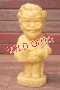 ct-240718-04 Kentucky Fried Chicken (KFC) / 1970's Colonel Sanders Coin Bank